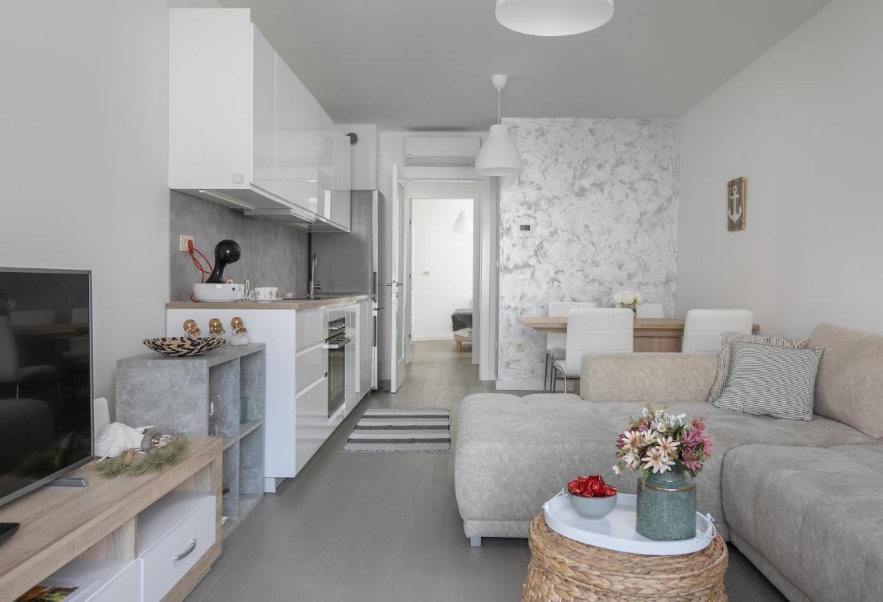 Silver Sea Apartment Makarska Esterno foto
