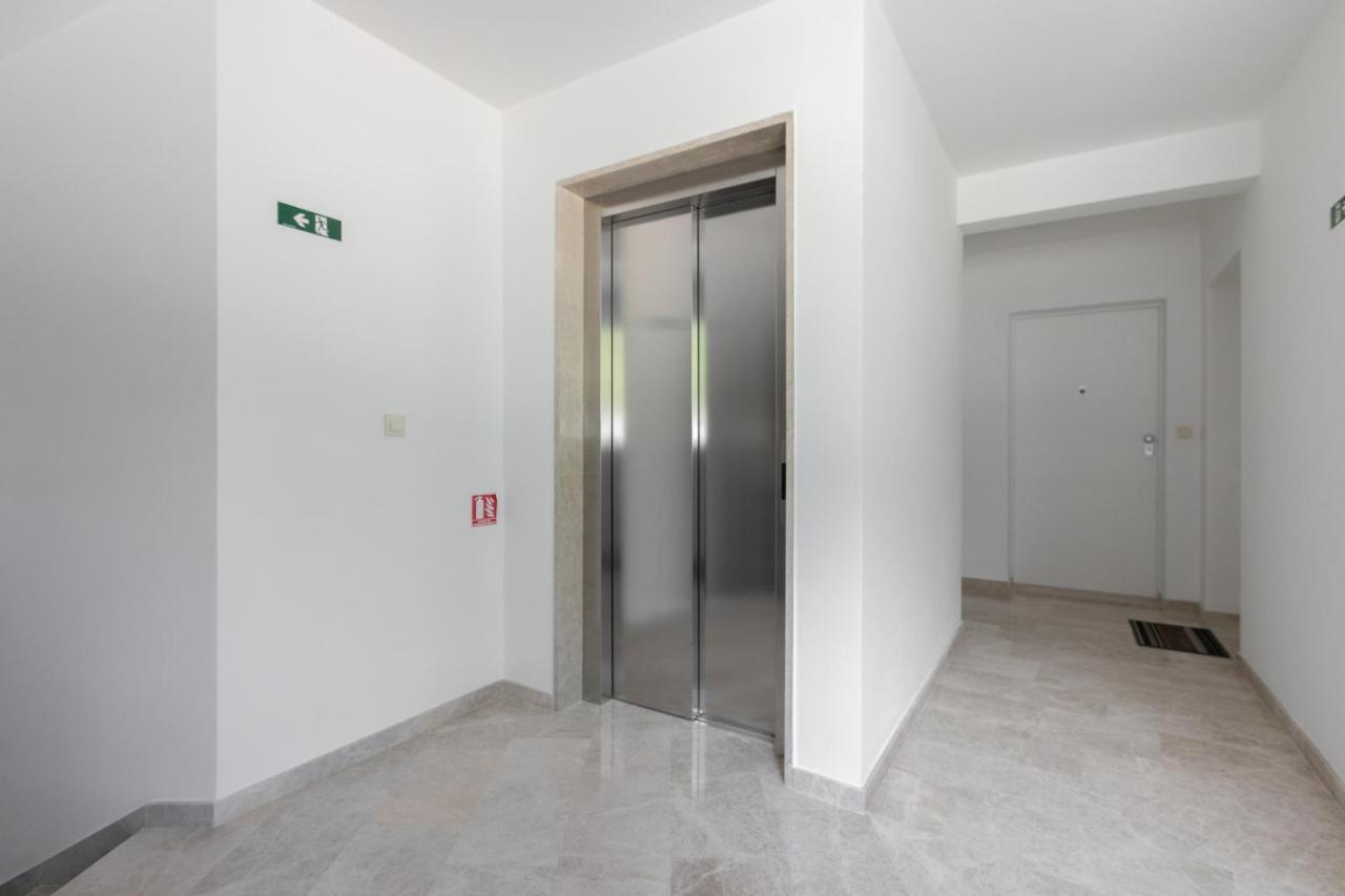 Silver Sea Apartment Makarska Esterno foto
